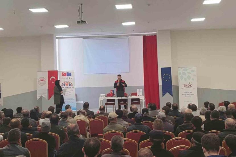 Çavdarhisar’da kırsal kalkınma hibeleri anlatıldı