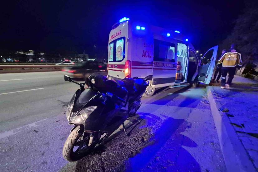 Eskişehir Çevre Yolu’nda motosiklet otomobile arkadan çarptı