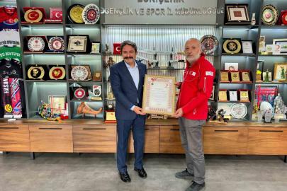 Eskişehir Gençlik ve Spor İl Müdürlüğüne Kızılay’dan bronz madalya