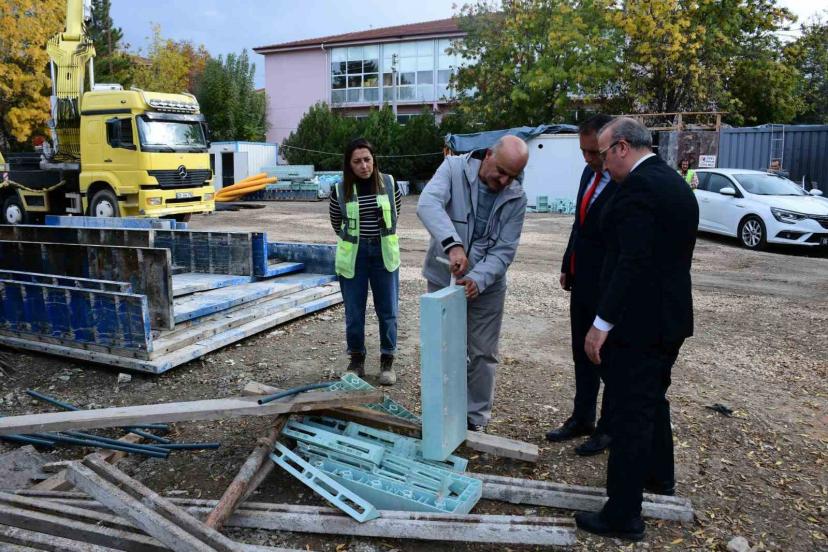 Eskişehir İl Millî Eğitim Müdürü Aydın, eğitim yatırımlarını yerinde inceledi