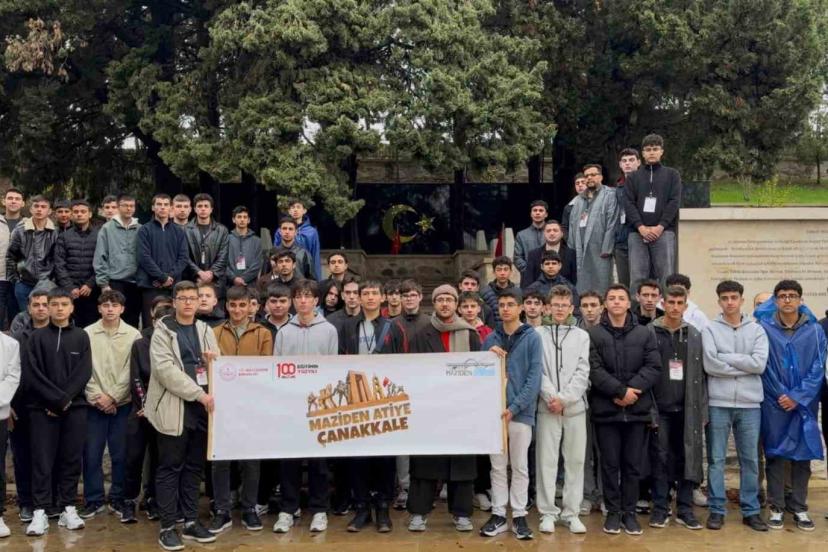 Eskişehir öğrencilerinin de katıldığı "Maziyeden Âtiye Çanakkale" programı gerçekleşti