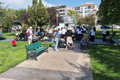 Eskişehir’de bebekli 75 anneyi parktan çıkardılar