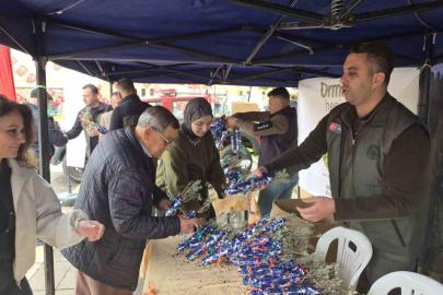 Eskişehir’de Cumhuriyet’in 103’üncü yılına özel bin 103 lavanta fidanı dağıtıldı