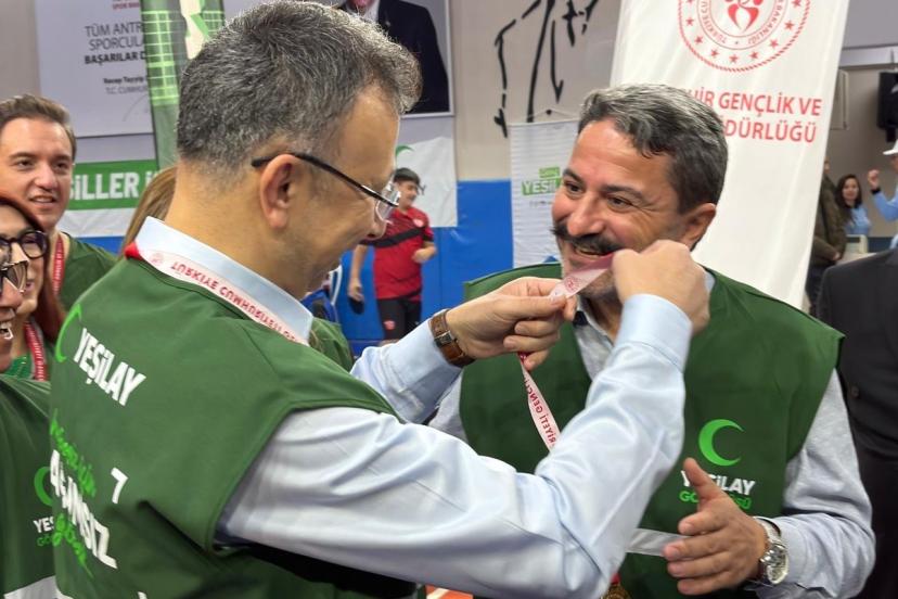 Eskişehir’de gençler "Bağımlılığa Karşı Spor Yapın" etkinliğinde buluştu
