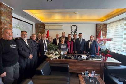 Eskişehir’deki sivil toplum kuruluşlarından İlçe Emniyet Müdürü Sivri’ye ziyaret