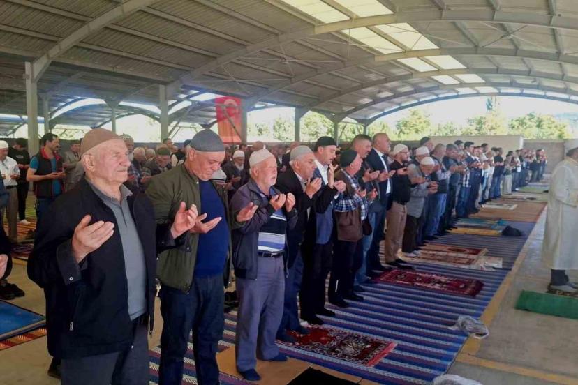 Hisarcık’ta Hak’ka şükür ve yağmur duası geleneği yaşatıldı
