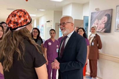 İl Sağlık Müdürü Bildirici, Şehir Hastanesi’ndeki Gebe Okulu ve Ebe Polikliniğini inceledi
