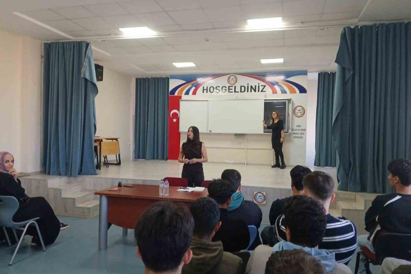 İnönü’de veli ve öğrencilere yönelik farkındalık eğitimi