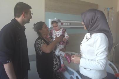Kütahya’da ilk kez 2 buçuk yaşındaki bir çocuğa biyonik kulak ameliyatı yapıldı