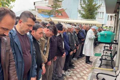 Kütahya’da trenin çarptığı 18 yaşındaki genç toprağa verildi