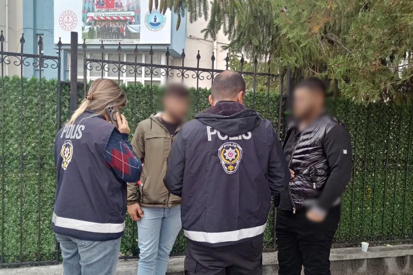 Okul çevrelerinde denetimler sürüyor