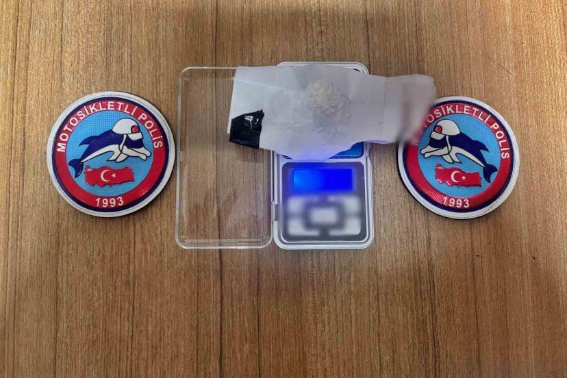 Polis toplam 1 milyon 45 bin 228 TL idari para cezası kesti
