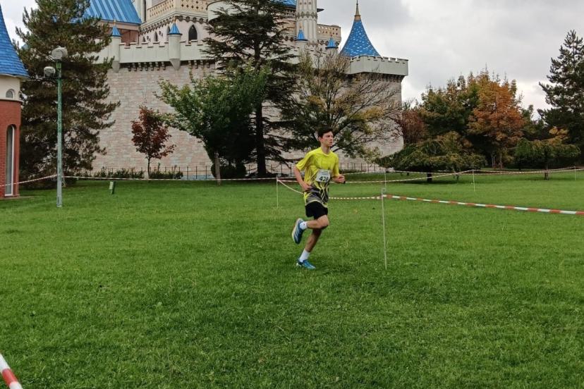 Sazova Kültür Parkı’nda kros heyecanı yaşandı