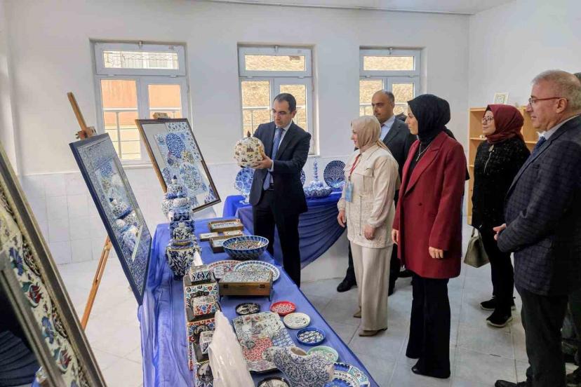 Tavşanlı’da Aile Destek Merkezi kursiyerlerine sertifika