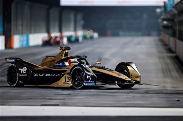 DS Automobiles Formula E'nin yeni sezonu için Stoffel Vandoorne ile anlaştı