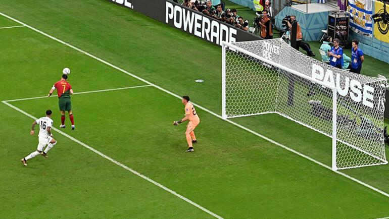 Dünya Kupası'nda şoke eden görüntü! Toplar şarj ediliyor