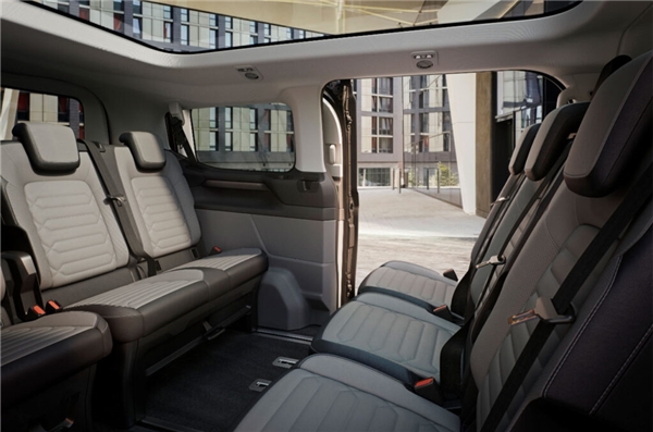 Ford E-Tourneo Custom 2024'te Avrupa yollarına çıkacak