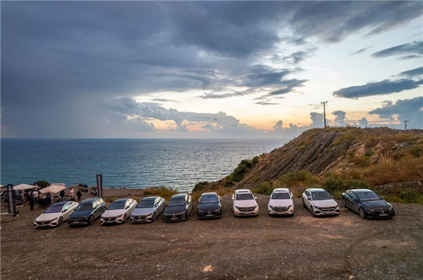 Mercedes-EQ ailesi Antakya'da buluştu