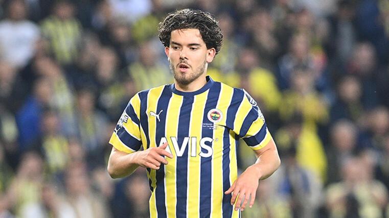 Napoli, Eljif Elmas ve Kim'den sonra bir Fenerbahçeli yıldızın daha transferini bitiriyor!