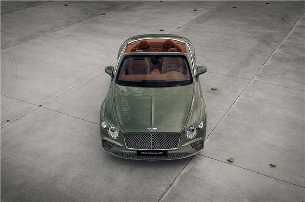 Bentley İstanbul 15. yaşını Bentayga Extended Wheelbase ile kutluyor