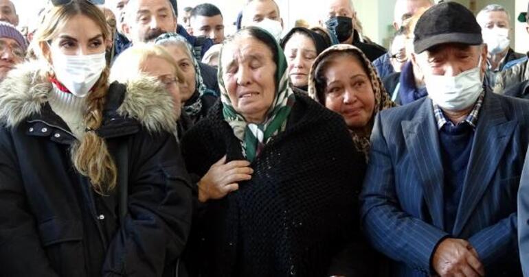 Özge Ulusoy'un emekli albay babası için Ankara'da cenaze töreni