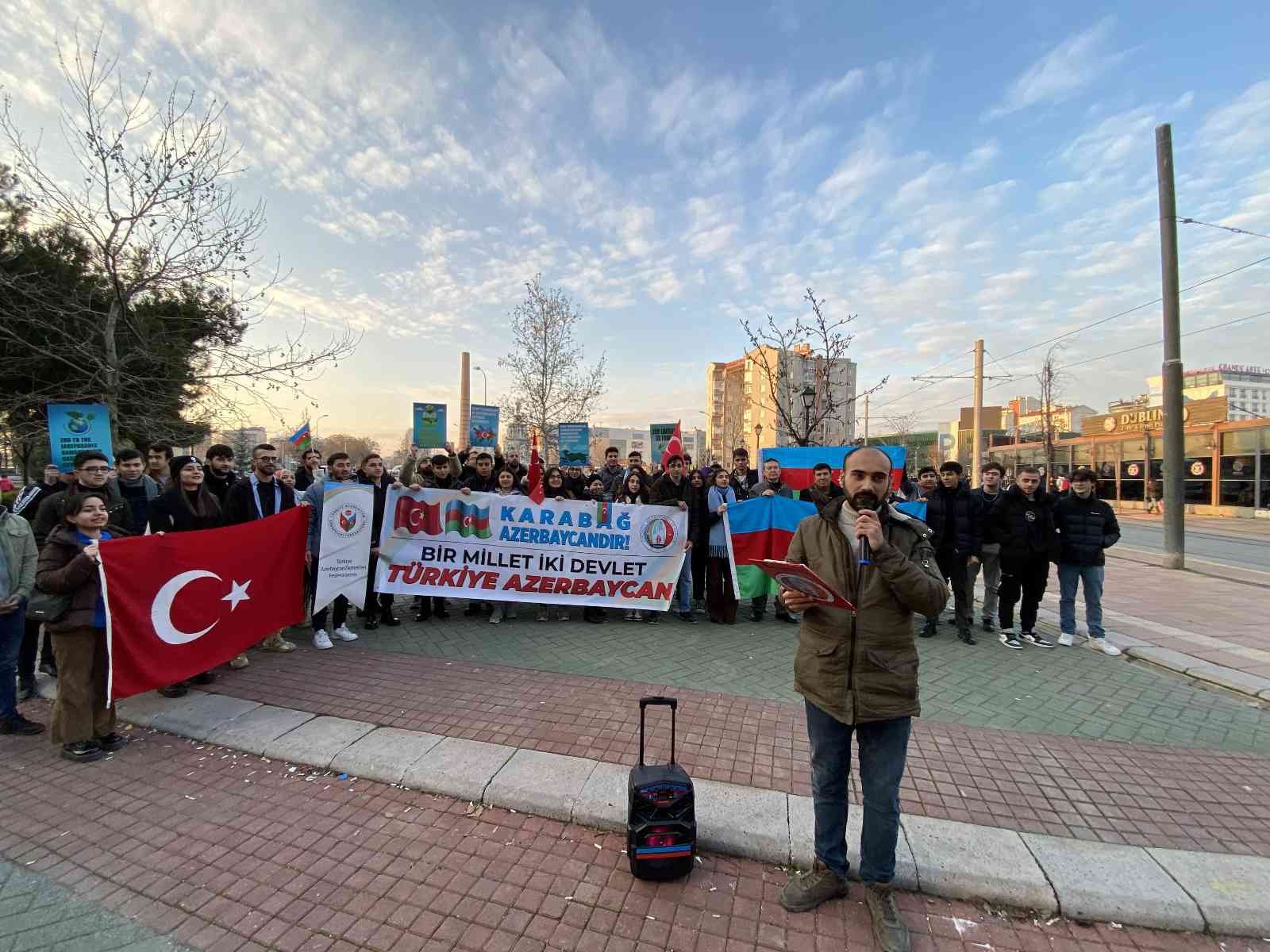 Eskişehir Azerbaycanlılar Derneği Gençlik Kolları ekolojik teröre karşı çıktı