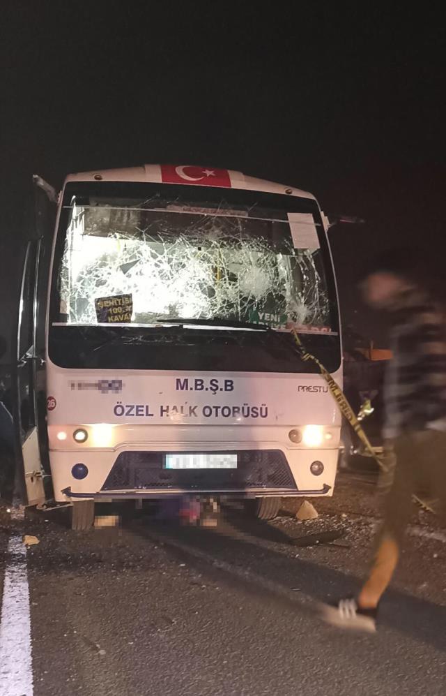 Halk otobüsü yayalara çarptı: Genç kız hayatını kaybetti, anne ağır yaralandı