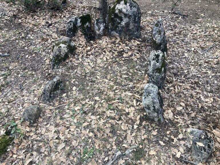 Göbeklitepe’den daha eski bölge defineciler tarafından tahrip edildi