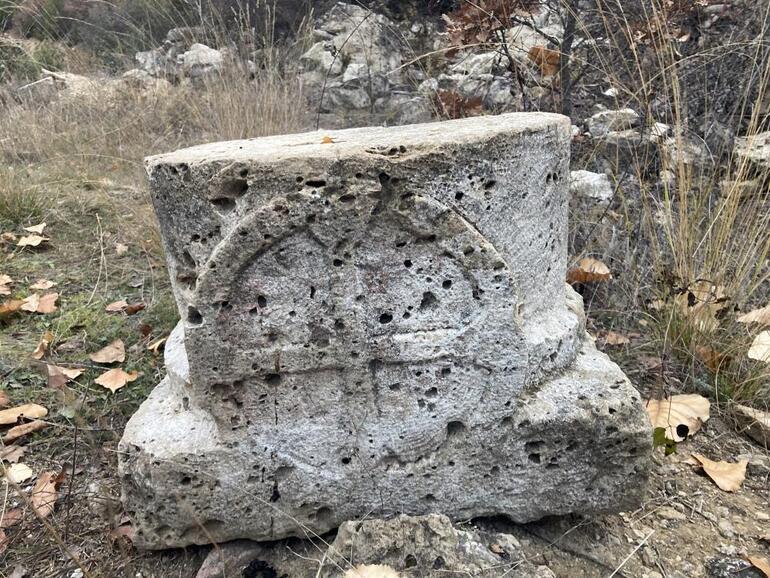 Göbeklitepe’den daha eski bölge defineciler tarafından tahrip edildi