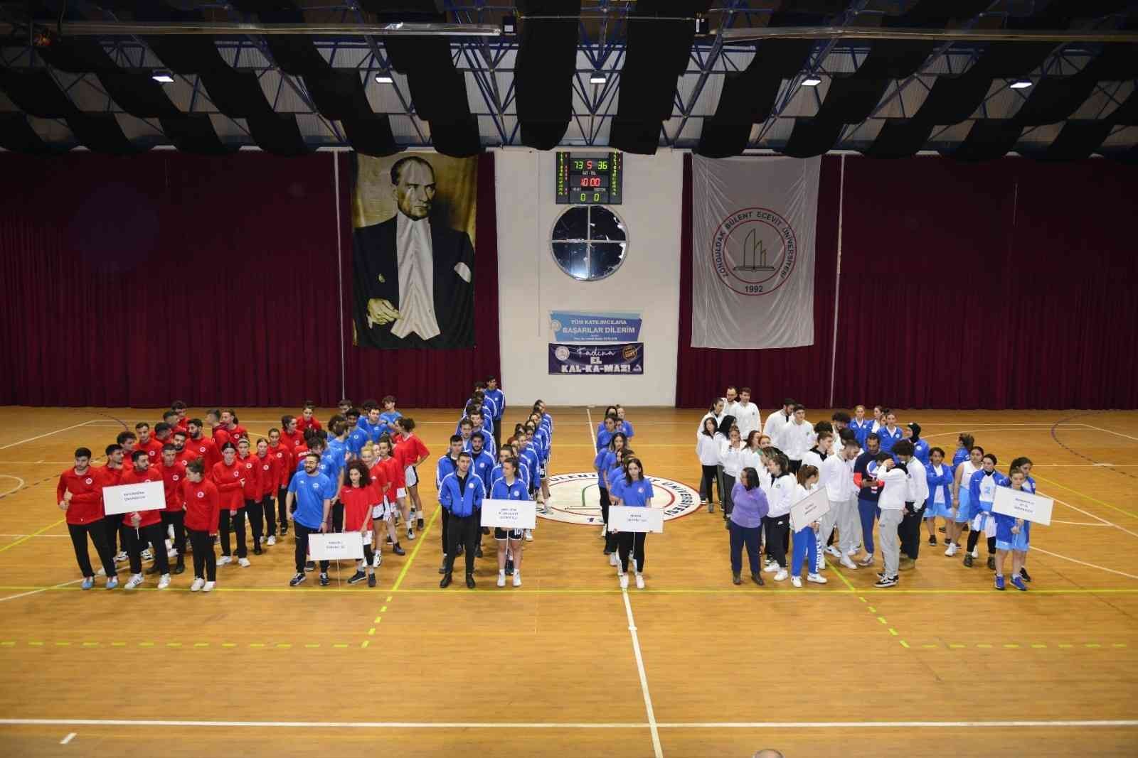 Anadolu Üniversitesi Basketbol Takımı üst tura çıktı