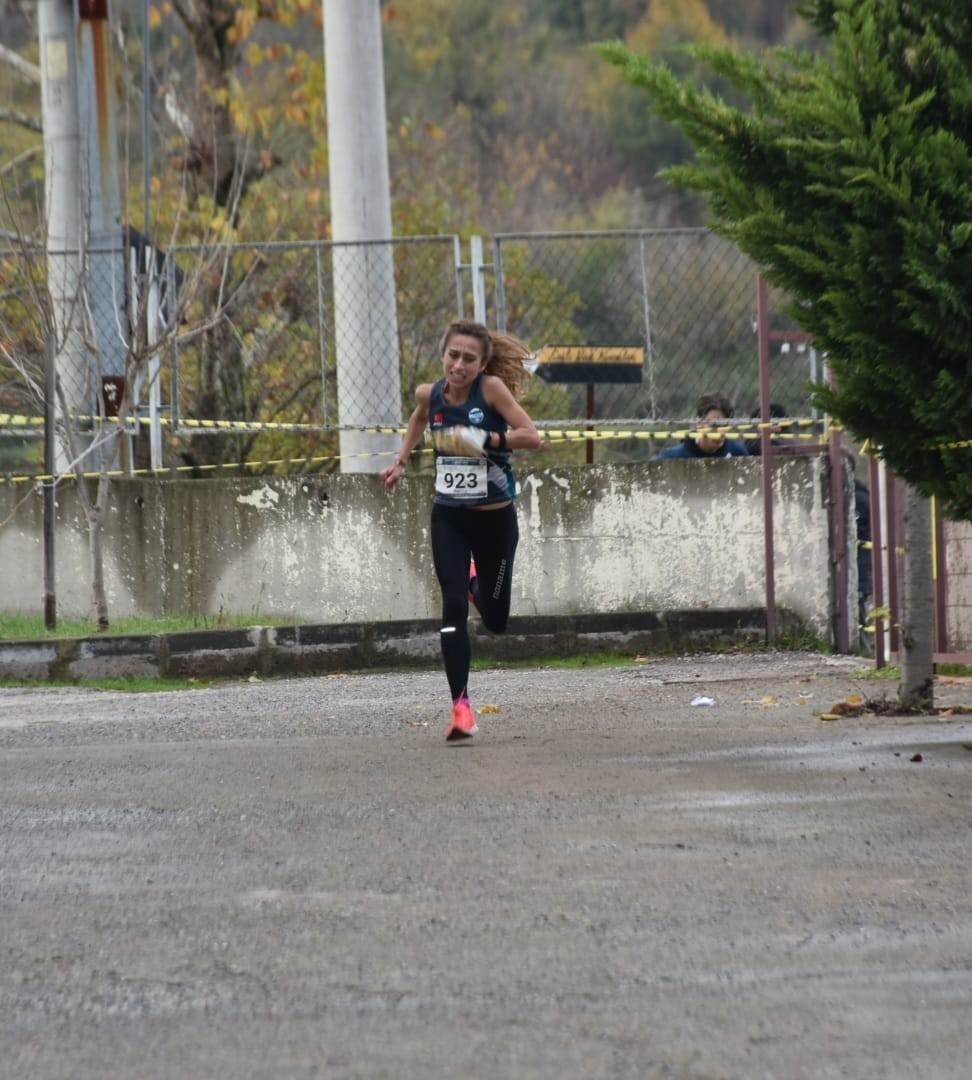 İnönülü sporcular madalya ile döndü