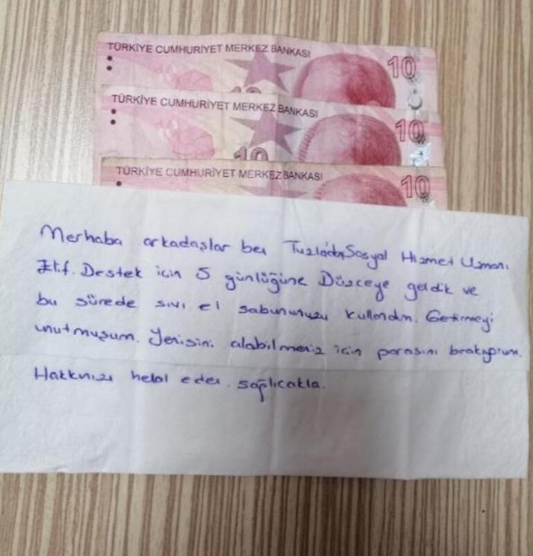 Düzce depreminin ardından askerlerden öğrencilere duygulandıran not: 'Hakkınızı helal edin'