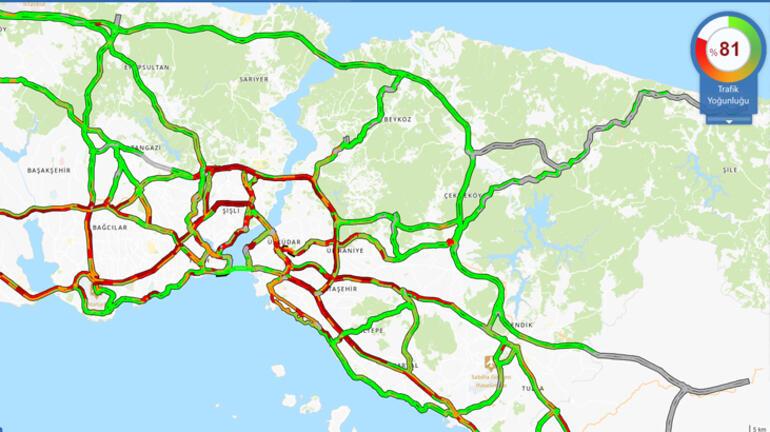 İstanbul'da yağmur sonrası trafik çilesi! Yoğunluk yüzde 80'i buldu