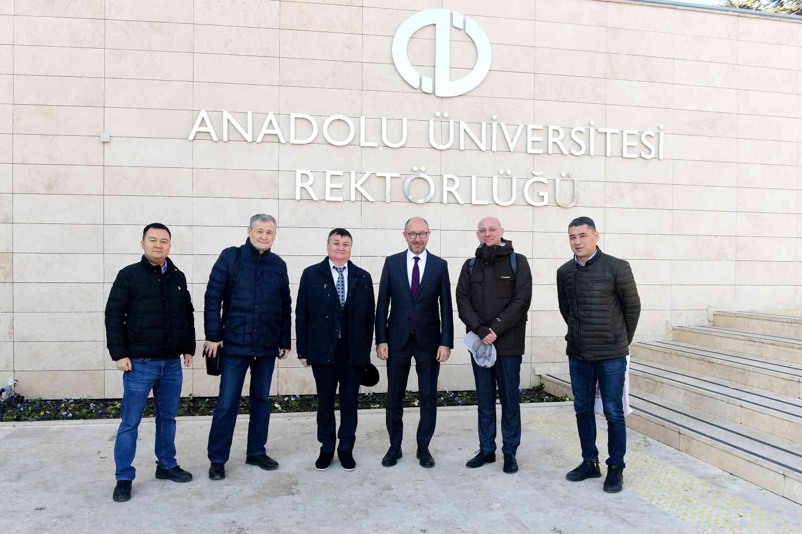 Kazakistan Esil Üniversitesi’nden Anadolu Üniversitesine ziyaret