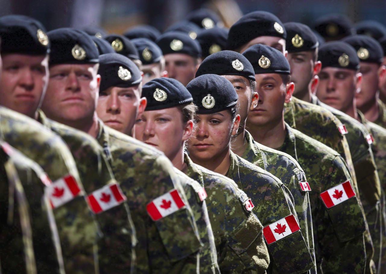 Kanada'dan mültecileri orduya katma kararı