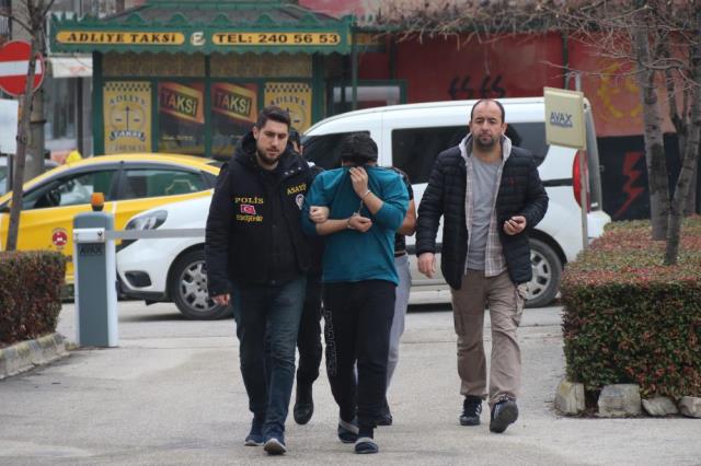 21 yaşındaki Ayşenur erkek arkadaşı tarafından başından vurularak öldürüldü
