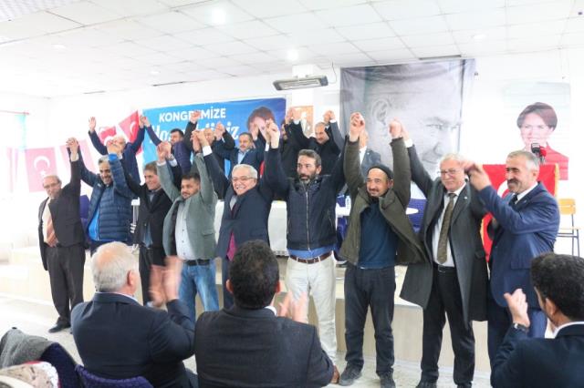 Cumhur İttifakı Çankırı'da 95 üye kaybetti! Topluca İYİ Parti'ye geçtiler