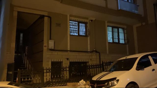 Yakutistanlı astrolog İstanbul'daki evinde ölü bulundu! Polis ekipleri İranlı erkek arkadaşının peşinde