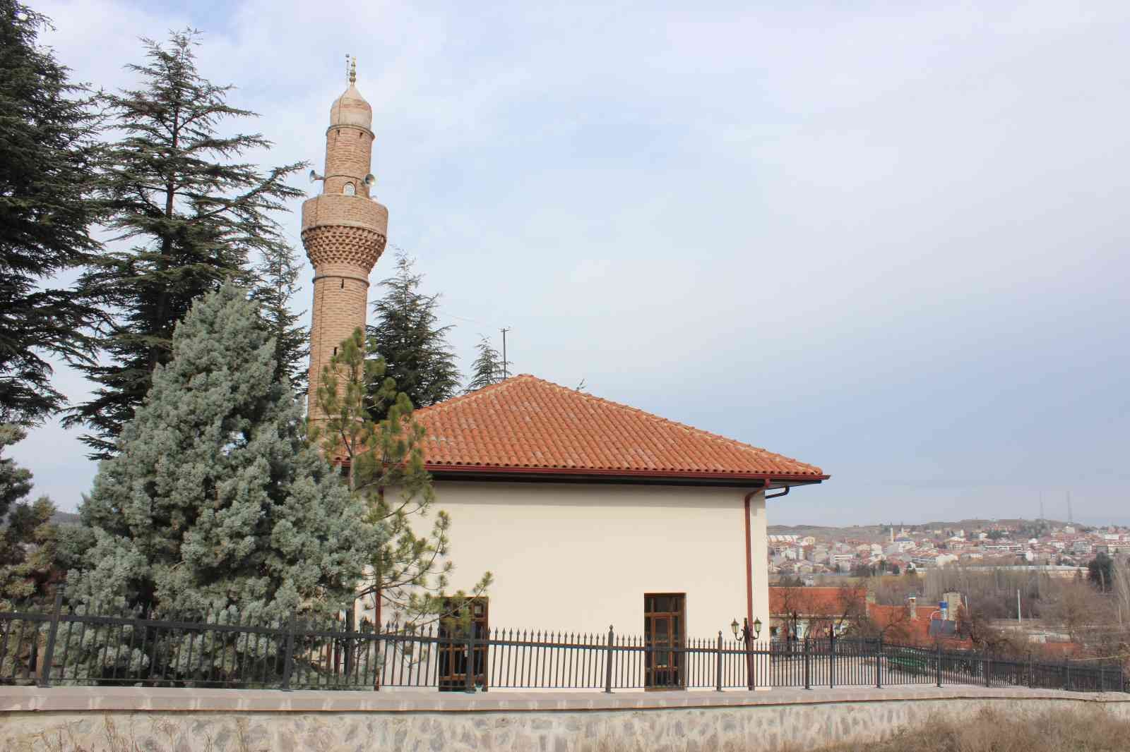Osmanlı Devleti’nin kurulduğunun dünyaya ilan edildiği camide anma programı