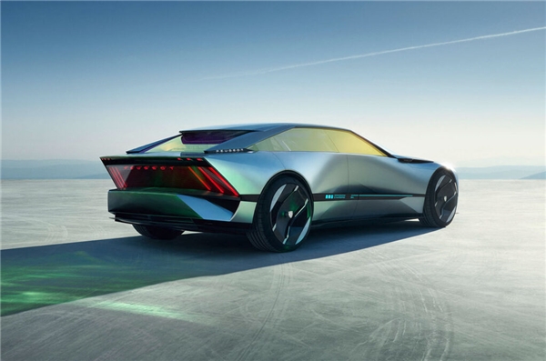 Peugeot geleceği yeni baştan yorumladı: Inception
