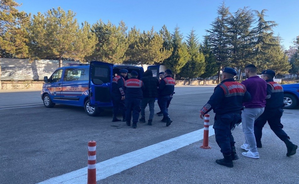 Konya-Eskişehir arası hırsızlık JASAT’a takıldı