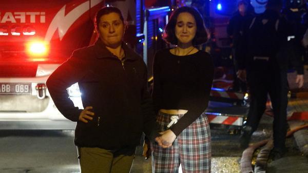 Antalya'daki yangından aile faciası çıktı! Tartıştığı anneannesi ile teyzesini eve kilitleyip ölüme terk etmiş