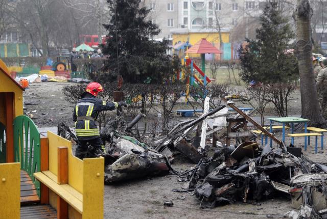 Ukrayna'da helikopter kazasında ölü sayısı revize edildi