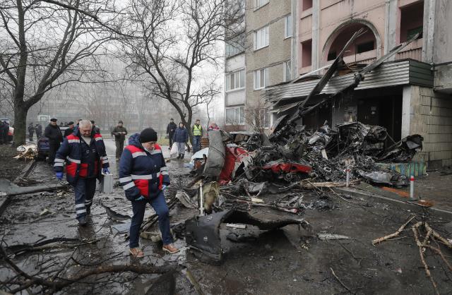 Ukrayna'da helikopter kazasında ölü sayısı revize edildi