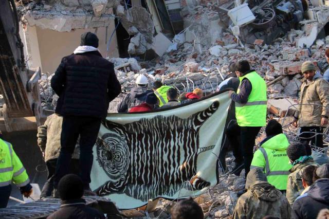 Depremin 5.'inci gününde Kahramanmaraş havadan görüntülendi