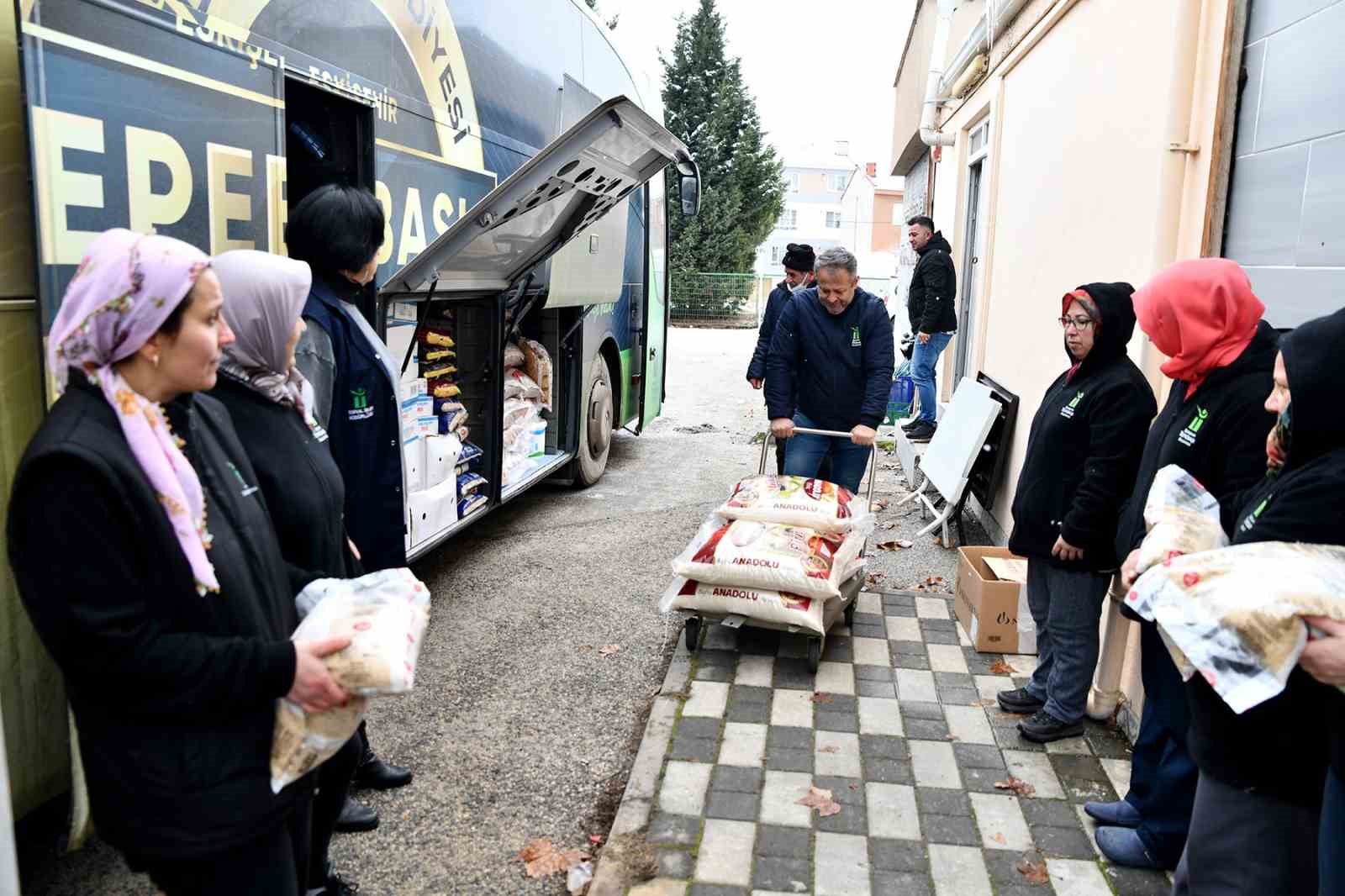 Tepebaşı’ndan depremzedelere yardım eli