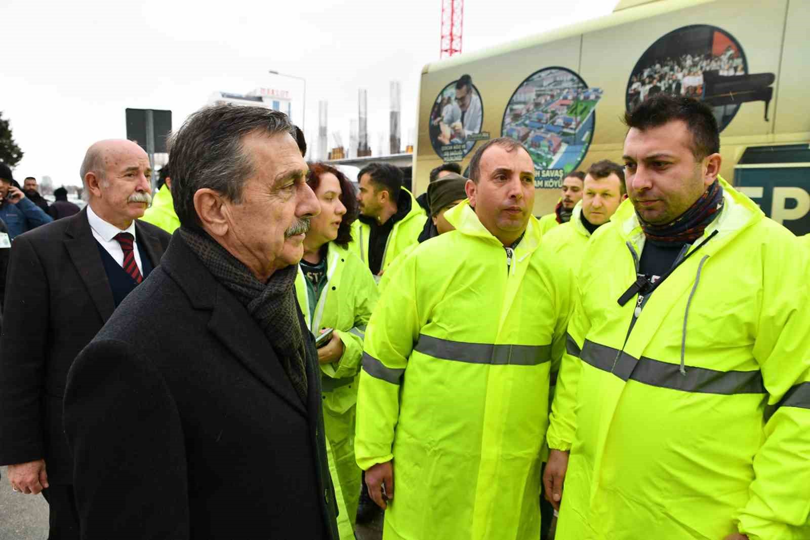 Tepebaşı’ndan depremzedelere yardım eli