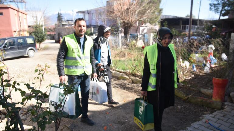 Başkan araya girdi, depremzede Şükran Aden bebeğin özel maması bulundu