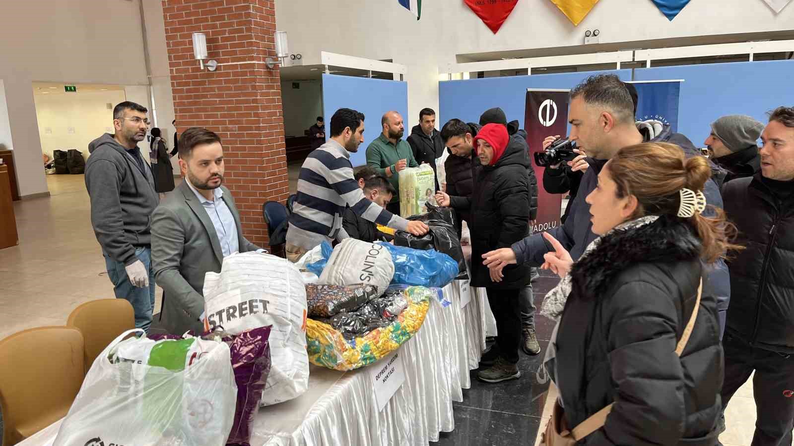 Anadolu Üniversitesi depremzedeler için yardım kampanyası başlattı