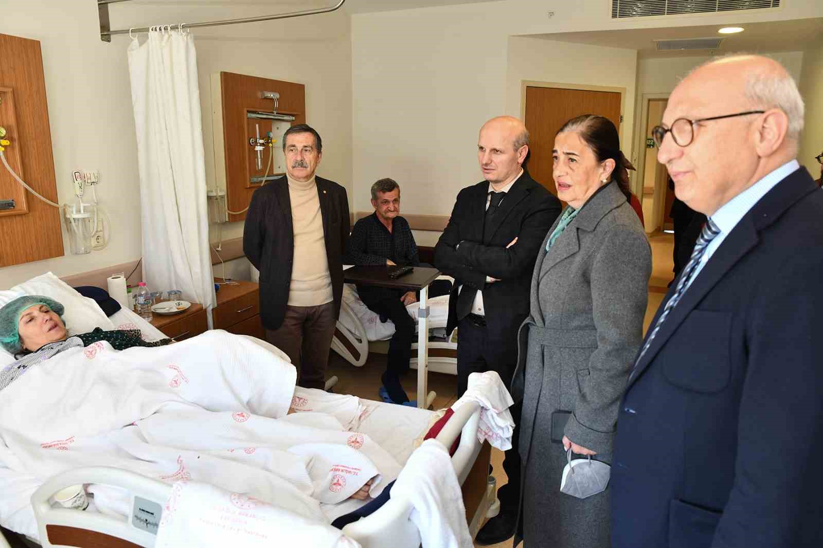 Başkan Ataç’tan depremzedelere geçmiş olsun ziyareti